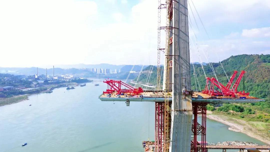 媒體關(guān)注 | 新華社帶你走進臨港長江大橋火熱施工現(xiàn)場