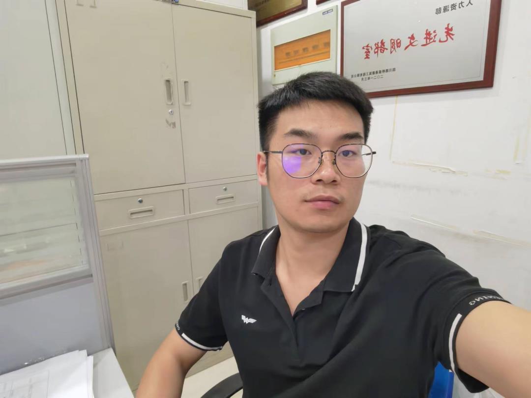 黎金金.jpg 黎金金.jpg