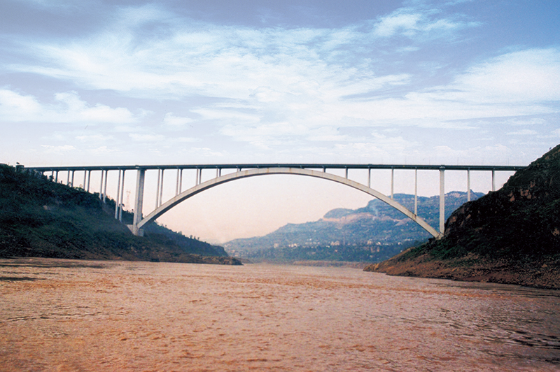 重慶萬(wàn)縣長(zhǎng)江公路大橋