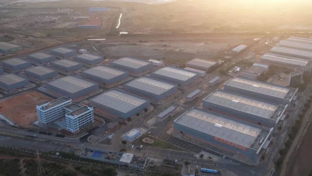 川企助力“一帶一路”建設(shè)結(jié)出碩果！一起走進(jìn)四川路橋承建的這個“燈塔項目”