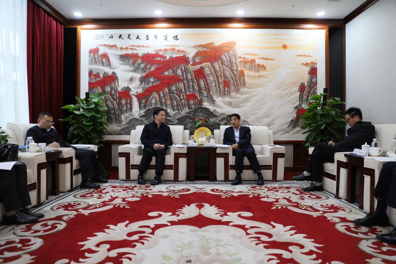 四川路橋與資陽(yáng)市舉行工作座談