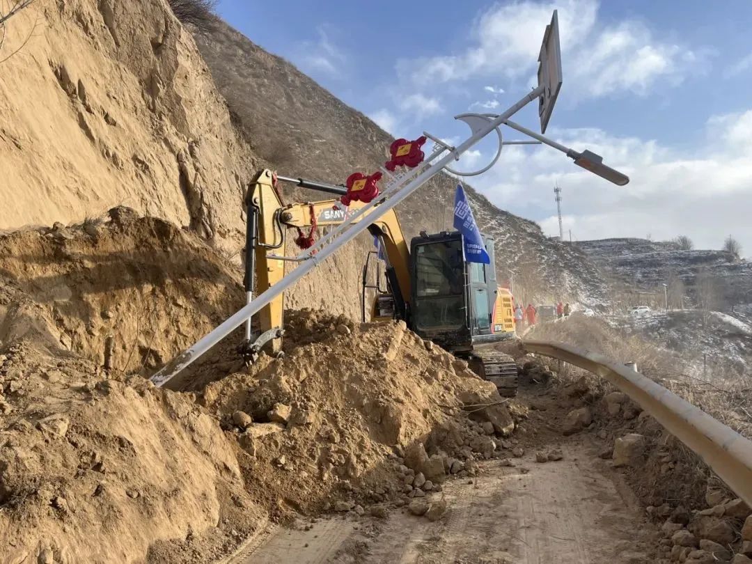 馳援災(zāi)區(qū)！ 路橋集團(tuán)在甘項目積極參與地震搶險救災(zāi)