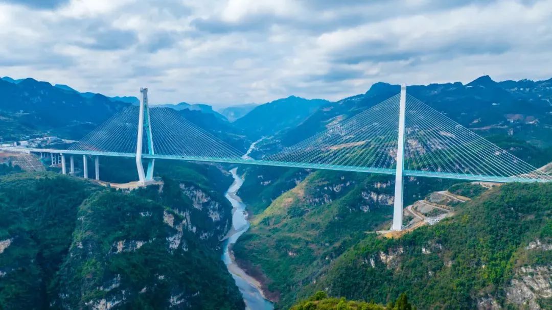 奮戰(zhàn)開門紅 | 今日，古金高速通車試運(yùn)營