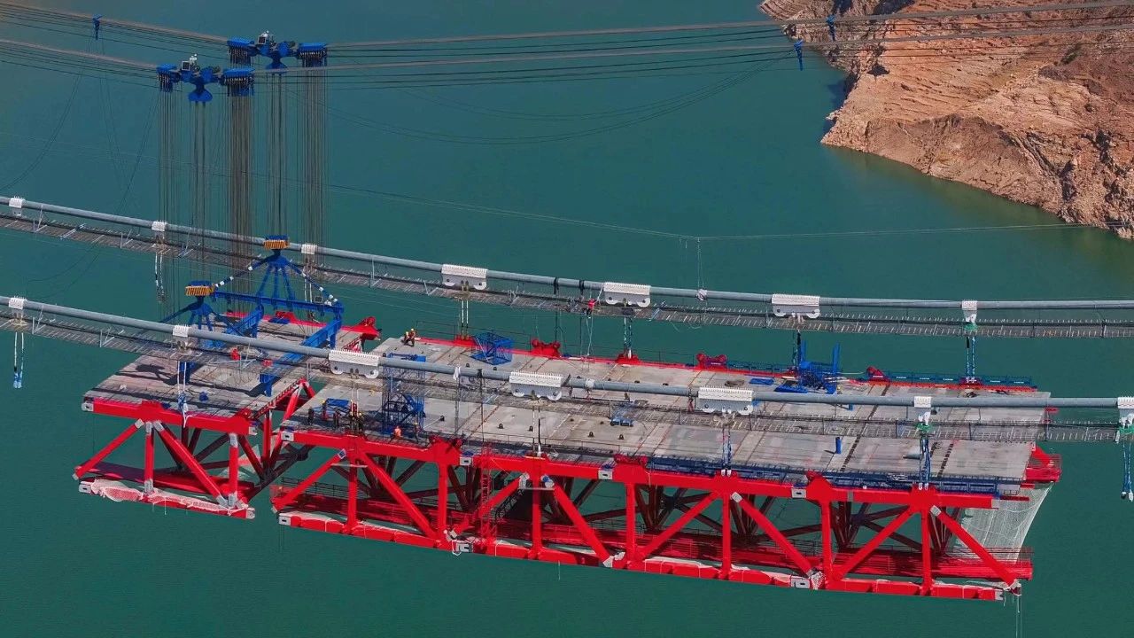 央視關(guān)注丨川滇金沙江特大橋建設(shè)迎來關(guān)鍵階段