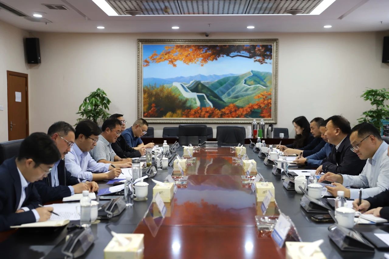 四川路橋與四川咨詢監(jiān)理公司召開交流座談