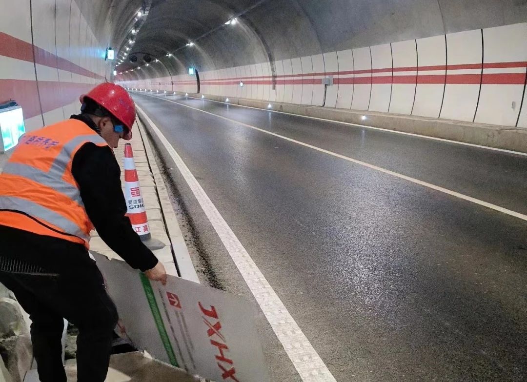 迅速行動(dòng)！路橋集團(tuán)高養(yǎng)公司開展公路隱患再排查