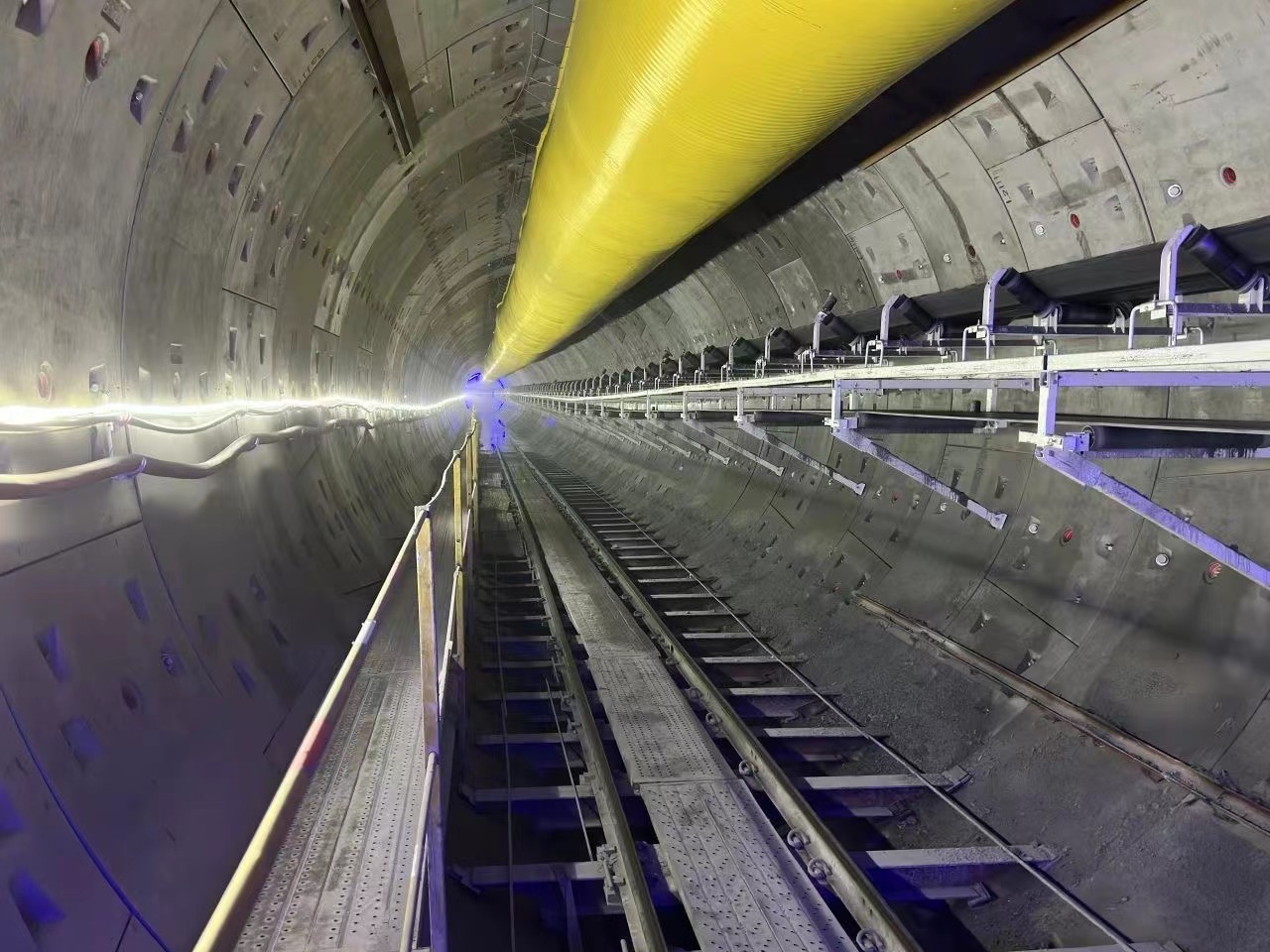 100天掘進(jìn)突破2公里！“蜀暢二號”連創(chuàng)佳績