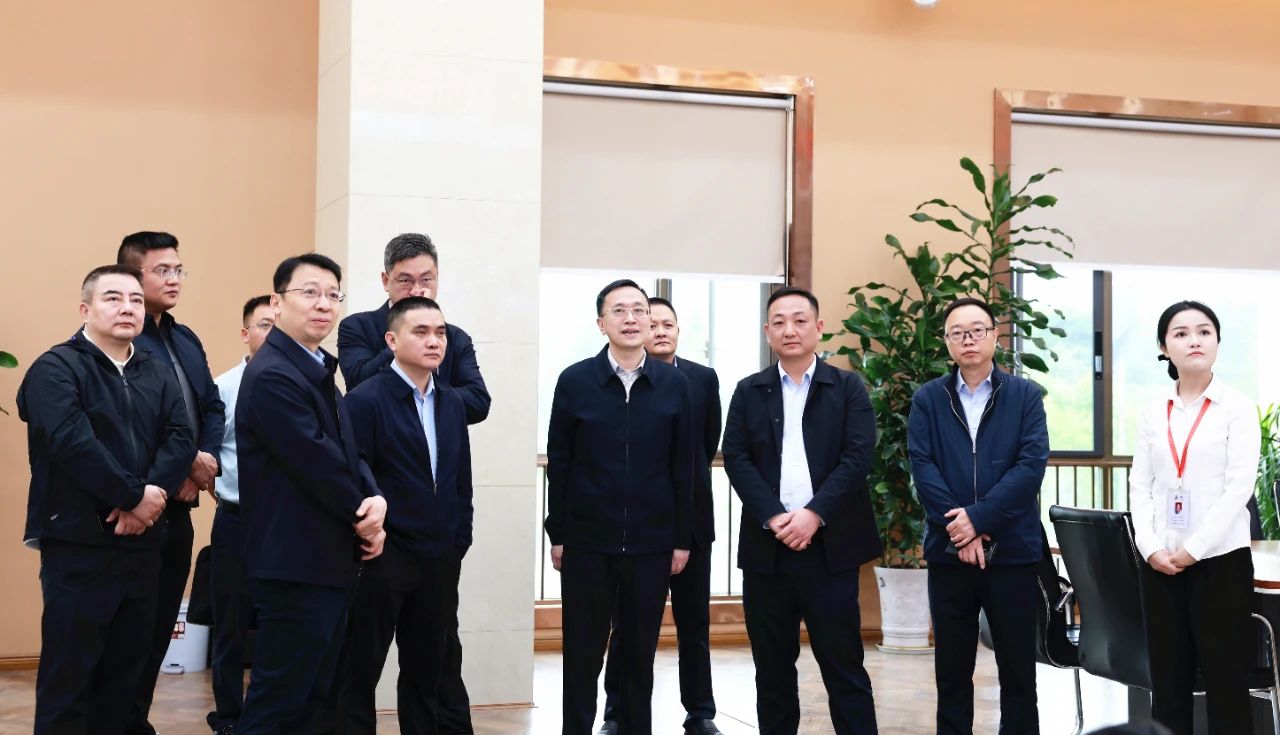 蜀道集團(tuán)總工程師黃兵調(diào)研川南片區(qū)公司運(yùn)營管理暨汛期安全工作